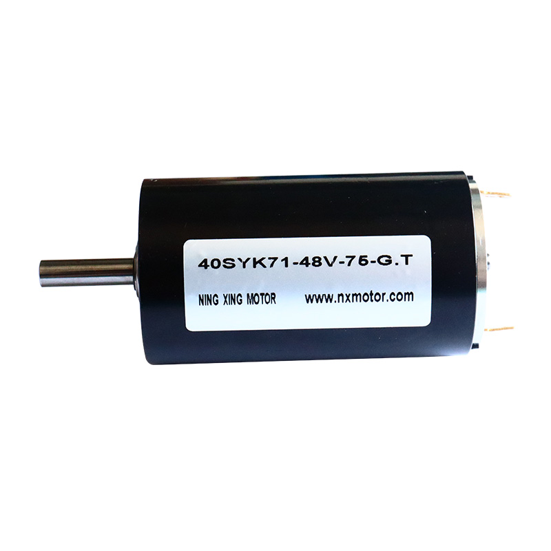 DC motor s uhlíkovými kartáči 40 mm